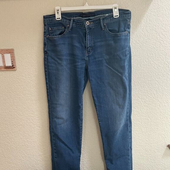 Levi's Boyfriend Jeans, Size 8M - Picture 4 of 9